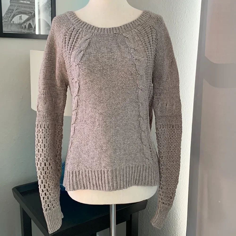 AEO long sleeve mixed knit sweater sz medium